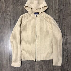 Patagonia lambswool Cream Ribbed Zip Hoodie Sweater